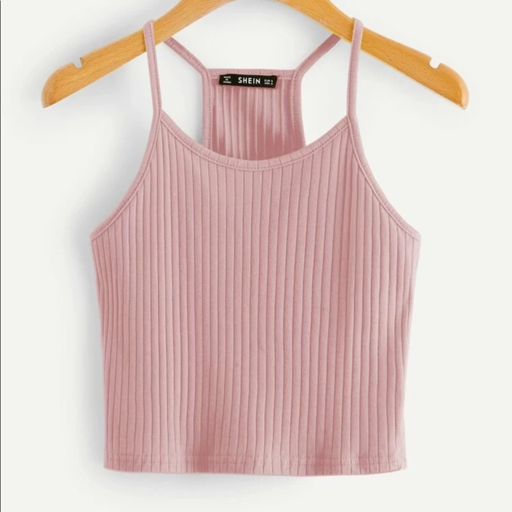 pink tank top